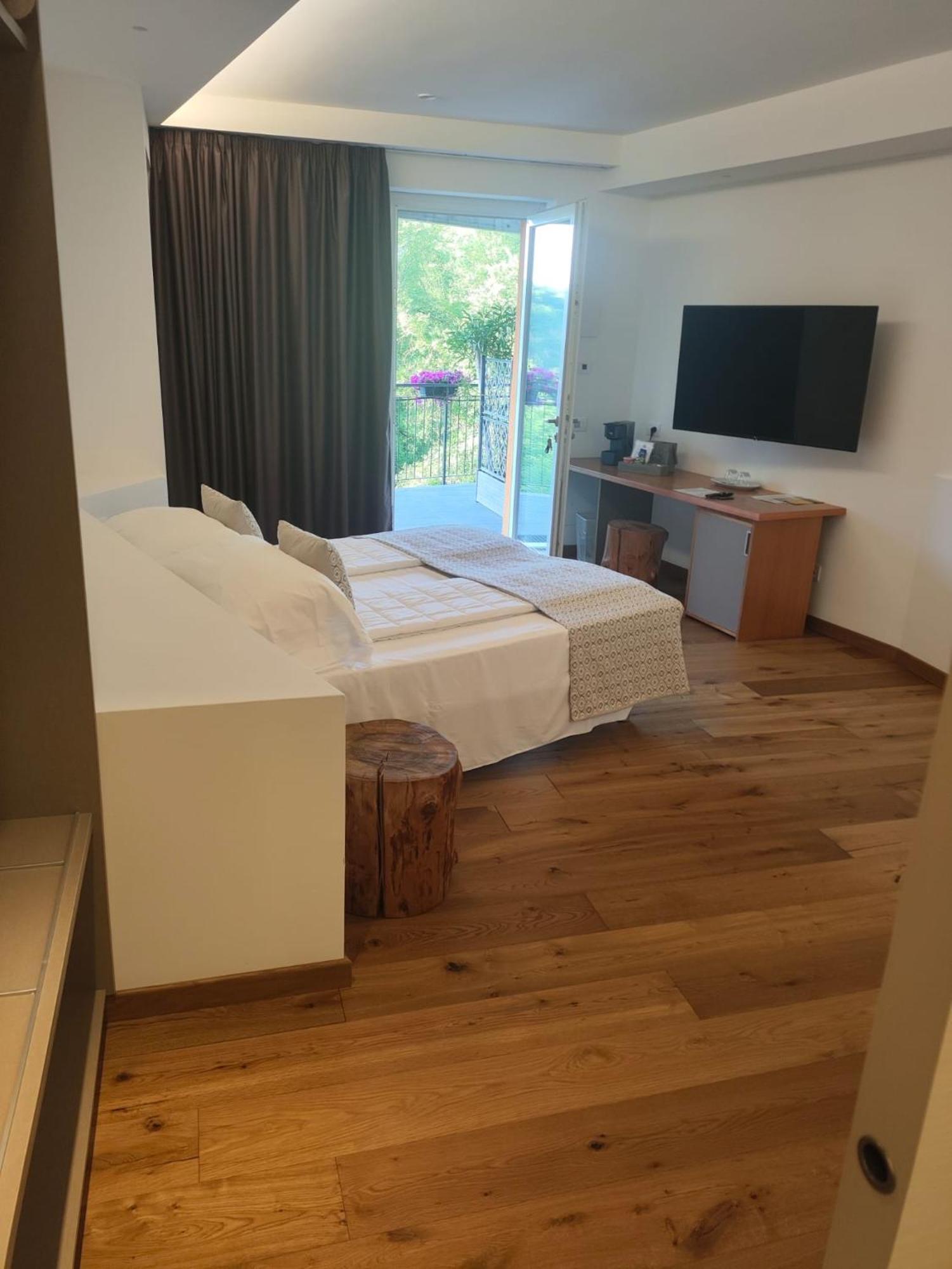 Agriturismo Terre Di Ginepro Borghetto di Vara Ngoại thất bức ảnh